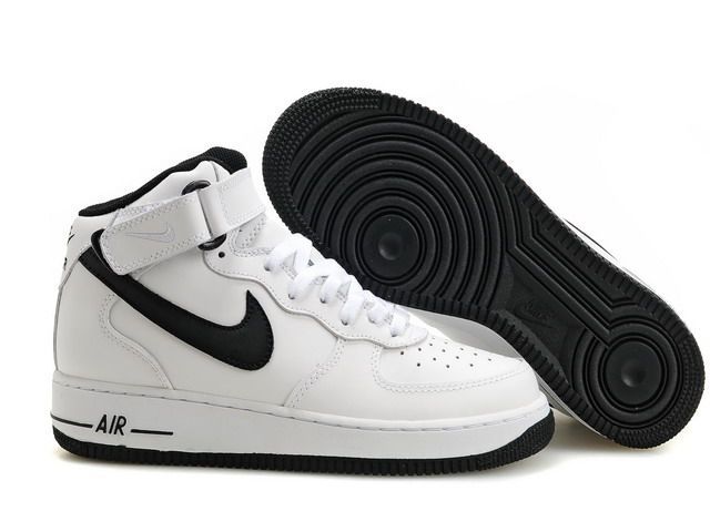 nike air force 1 lv8 nba blanche et noire